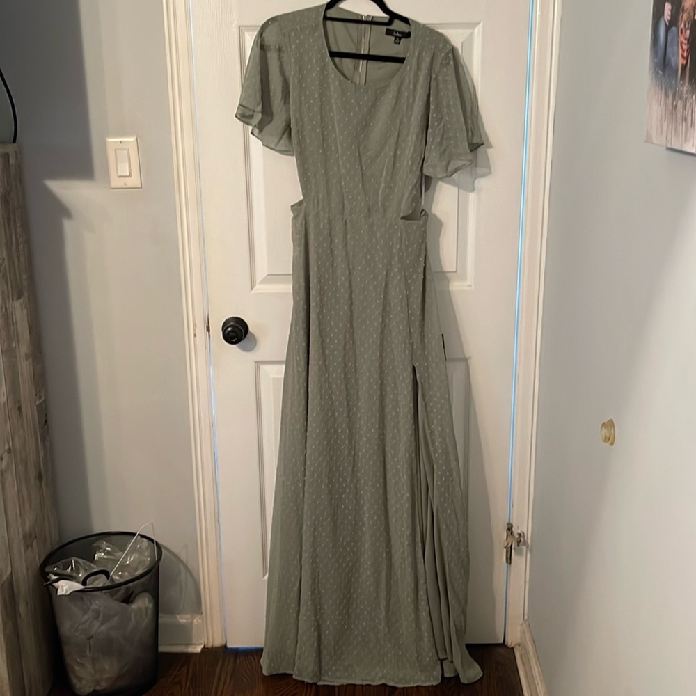 Women’s dress